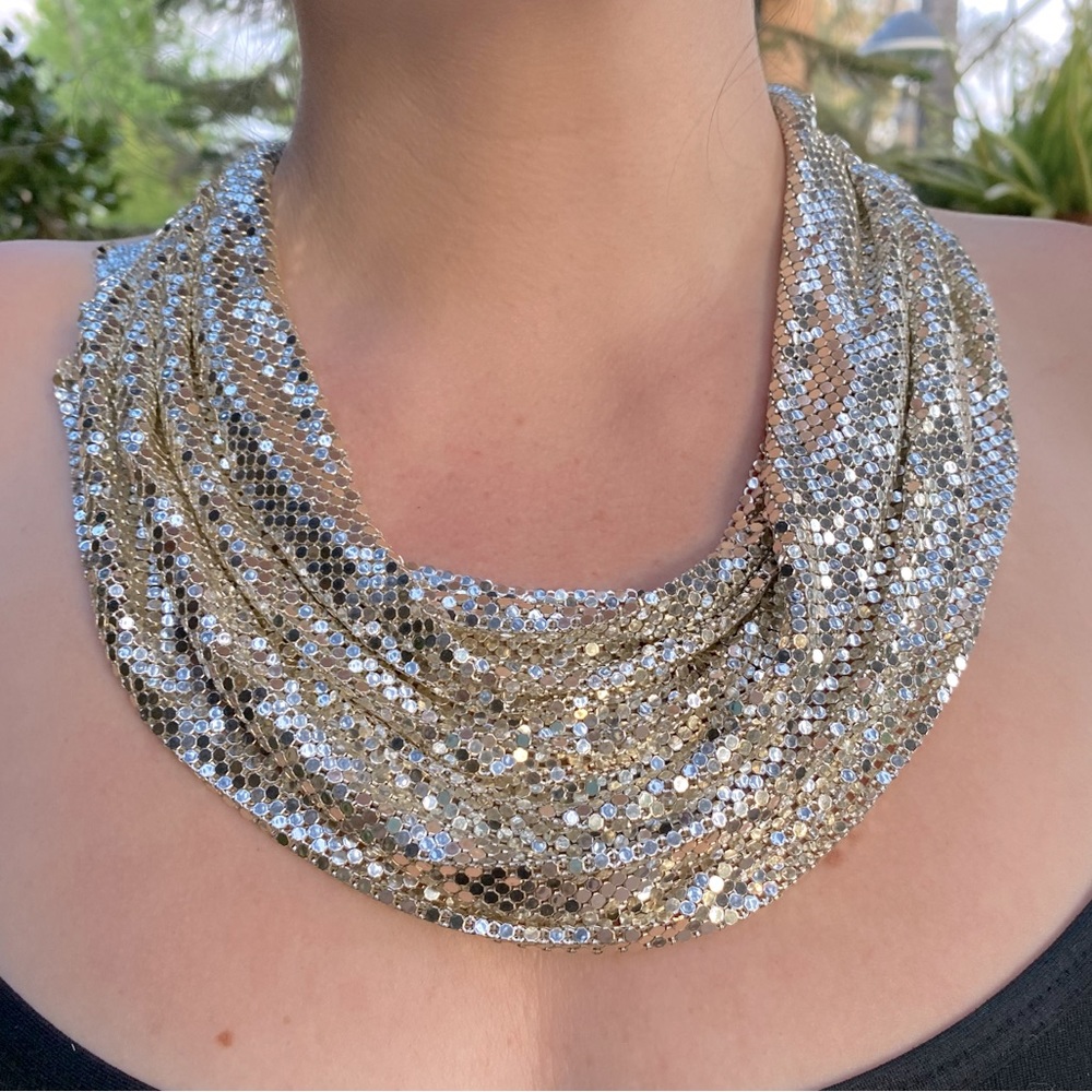 NWOT Whiting and Davis 80s Necklace made of Silver Mesh